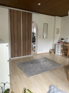 Schönes, großes, helles Zimmer in Uni Nähe - Bild 1 von 13