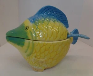 Mesa International Fish Soup Tureen Lid & Ladle Matched Set 14" L X 8" W X 8"T - Picture 1 of 12