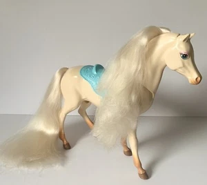 Mattel 1995 Barbie Nibbles Horse Tan With Blue Saddle Moving Head and Neck - Picture 1 of 7