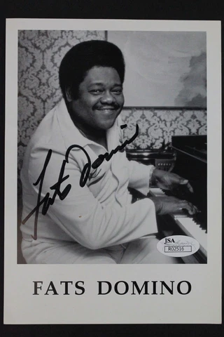 Fats Domino (d.2017) Singer Songwriter Autographed B&W 5x7 Photo JSA Authentic Cover