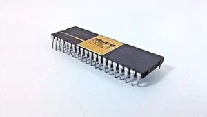 Siemens CPU Processor PEB 2051C 404 IC DIP 40 Pins Gold Plated Cap Vintage Rare - Picture 1 of 6