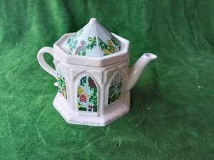 VINTAGE WADE ENGLAND ENGLISH LIFE TEAPOT Barry Smith and Barbara Wootton - Picture 1 of 6