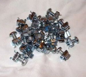 Tuercas y tornillos para jaula M6 para gabinetes y estantes de servidor - 25 piezas - Imagen 1 de 2
