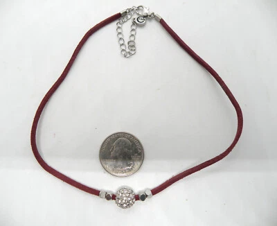 Collar Gargantilla Colgante Cordón Bola Cristal Cuero Gamuza Granate Firmado C1946 Foto 1 de 4