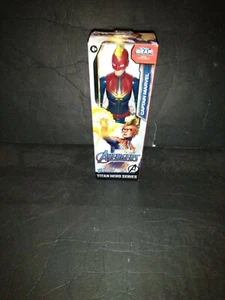 Figura de acción Marvel Captain Marvel Titan Hero Series Blast Gear - Imagen 1 de 2