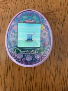 Bandai Tamagotchi On Wonder Garden 2018 Lavender Tested Working - Picture 1 of 2