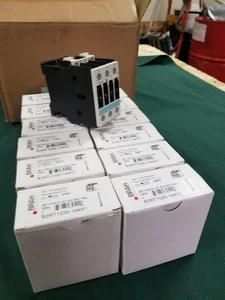ONE NEW BRAH AC CONTACTOR 3RT SIRIUS-3P 25A B 3RT1026-1AK1 240V !  W - Picture 1 of 4