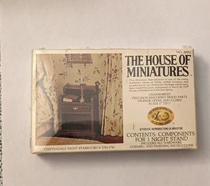 The House of Miniatures Chippendale Night Stand 40012 X-Acto De Colección 1977 Nuevo Precintado - Imagen 1 de 1