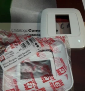 Placca Ave x scatola tonda 45P21BB-45P21BP-45P21GN-45P22BB-45P22BP-45362EX - Imagen 1 de 20