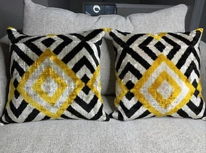 LOOMY Eve Square Seide 2er Set Kissen schwarz gelb - Bild 1 von 6