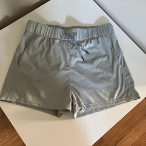 Willit Women's Gray Hiking Shorts MEDIUM NEW - Picture 1 of 6