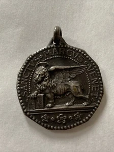 Sanctus Marcus Venet Municipality of Venice Pilgrimage Medal  San Marco 1950 - Foto 1 di 6