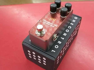 One Control Strawberry Red Overdrive 4K Distortion Effector - Picture 1 of 7