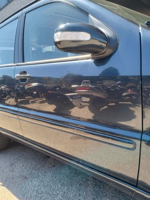 A1637201605 Vieille porte. Droite MERCEDES-BENZ Classe M (W163) 270 CDI SUV - Photo 1/3