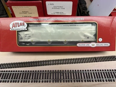 Atlas Master BASF 5800 Plastics Hopper DBCX #971199 NOS - Image 1 of 2