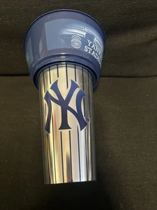Bandeja de comida adjunta de recuerdo de los Yankees de Nueva York para tazas de bebidas MLB - Imagen 1 de 6