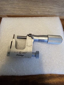 Mitutoyo 117-107 Interchangeable Anvil Micrometer - Picture 1 of 2