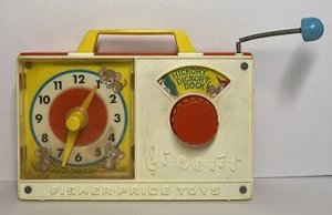 Vintage Fisher Price Clock Radio - 1981 - Picture 1 of 6