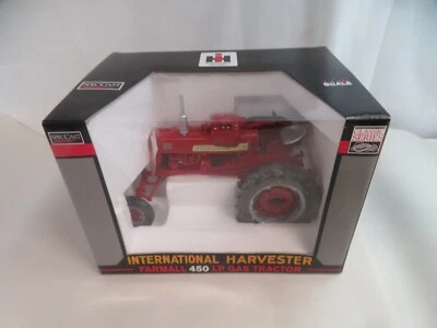 SpecCast International Harvester Farmall 450 LP Gas Tractor 2002 - Image 1 of 4