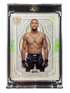 Brian Ortega 2024 Topps Royalty UFC #3 Featherweight Holo Gold Foil 01/10 SSP - Picture 1 of 2