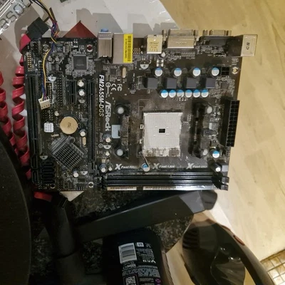 ASRock FM2A55M-DGS / AMD  A4-5300 - Image 1 of 3