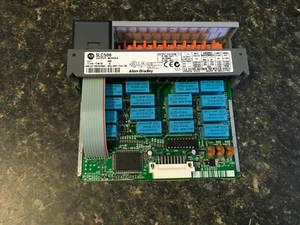 Allen-Bradley 1746-OW16 Ser. D SLC500 Output Module - Picture 1 of 4