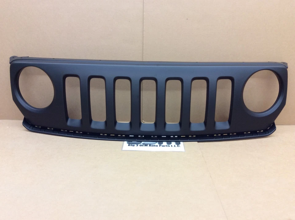 Jeep Patriot 2011-2017 pintura delantera a juego parrilla del radiador nuevo OEM 68091526AA Foto 1 de 3