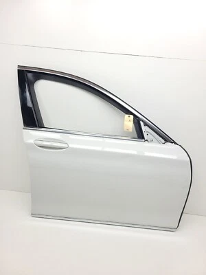 2016-2019 BMW ALPINA B7 750 G12 FRONT RIGHT SIDE DOOR ASSEMBLY 300 WHITE OEM  - Image 1 of 4