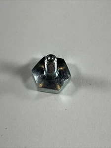 New OEM  MTD 938 0704 OEM Shoulder Screw B5 - Bild 1 von 3