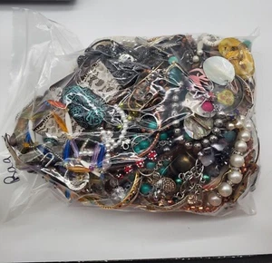 5lb BULK SCRAP LOT OF JEWELRY-ALL PIECES, PARTS, JUNK, CRAFT Bag#3 *READ - Picture 1 of 11