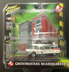 JOHNNY LIGHTNING diecast 1:64 GHOSTBUSTERS HEADQUARTERS Firehouse Diorama - Picture 1 of 3