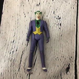 Super Powers Joker Figure Kenner 1984 DC Comics Vintage w/ Tails No Mallet - Picture 1 of 2