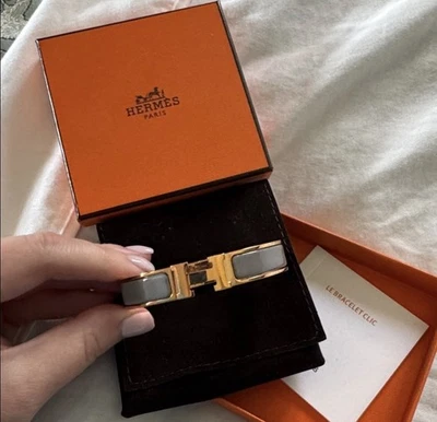 HERMÈS H Clic Enamel Bracelet Rose gold & Gray GM - Image 1 of 4