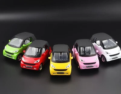 1/32 Pull Back Diecast Car Model Toy Kids Xmas NY Gift With Sound&Light Effect D - Image 1 of 4