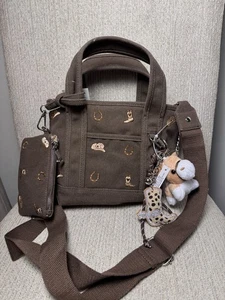 Madden Girl braune Western Cowboystiefel Pferd bestickt Mini Beuteltasche Handtasche neu mit Etikett - Bild 1 von 11