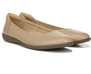 Naturalizer Flexy Women's Flats NWB Leather Flexy Beige Woman’s Size 10w Wide - Picture 1 of 4