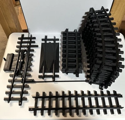 Lot Of 18 New Bright 1980s Tracks Only, Assorted Sizes - Image 1 of 4