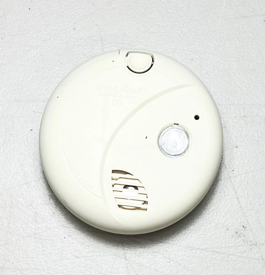 FIRST ALERT Model SA320 Dual-Sensor Smoke & Fire Alarm - Image 1 of 2