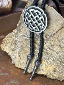 Wedding Party Celtic Knot Bolo Tie Western Cowboy Necktie Handmade Bolo Tie New - Picture 1 of 9