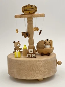 Wooderful Life Spieluhr Baby "Herzlichen Glückwunsch zu Ihrem Kleinen" Jean Cultural - Bild 1 von 13