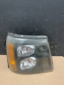 2002 to 2006 Cadillac Escalade Right Side Halogen Headlight Aftermarket 3122K