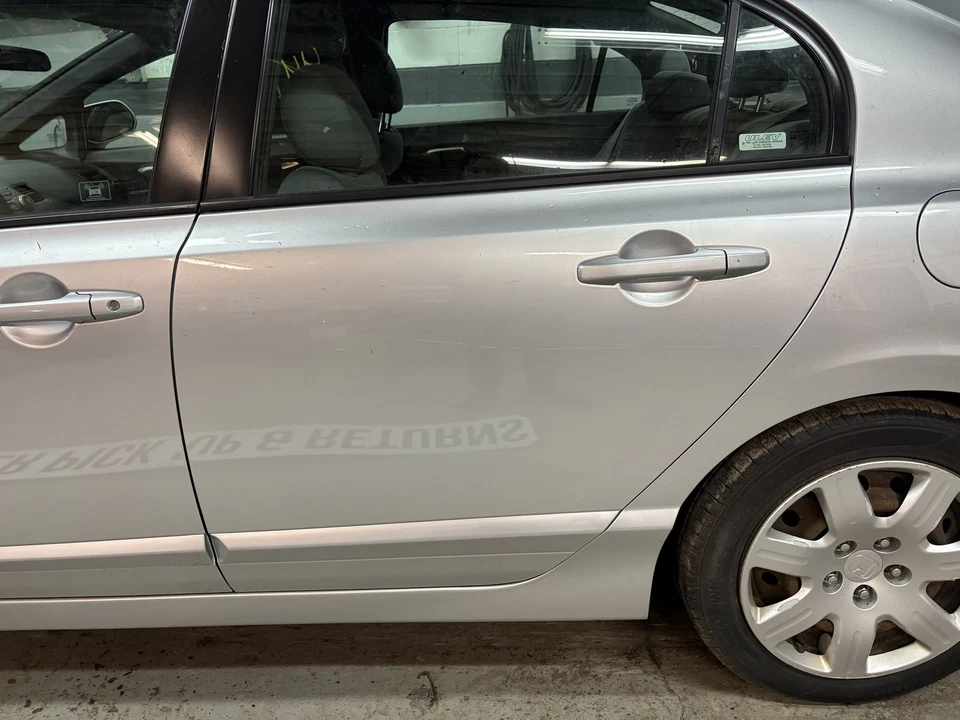 Rear Door HONDA CIVIC Left 06 07 08 09 10 11 - Image 1 of 1