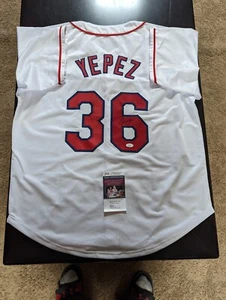 Juan Yepez Signed St. Louis Cardinals Jersey - Autograph - Picture 1 of 2