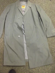 DHOBI SHOWERPROOF GREY COAT VINTAGE GOLD LABEL GREY COAT SIZE MEDIUM - Picture 1 of 4