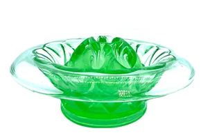 Charming Green Depression Glass Posy Vase with Original Flower Frog – c.1930s - Picture 1 of 9