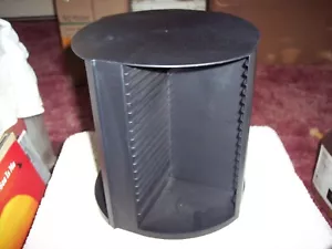 TURNTABLE TYPE BLACK PLASTIC CD STORAGE CASE...HOLD 64 DISCS with CASES #27 - Bild 1 von 6