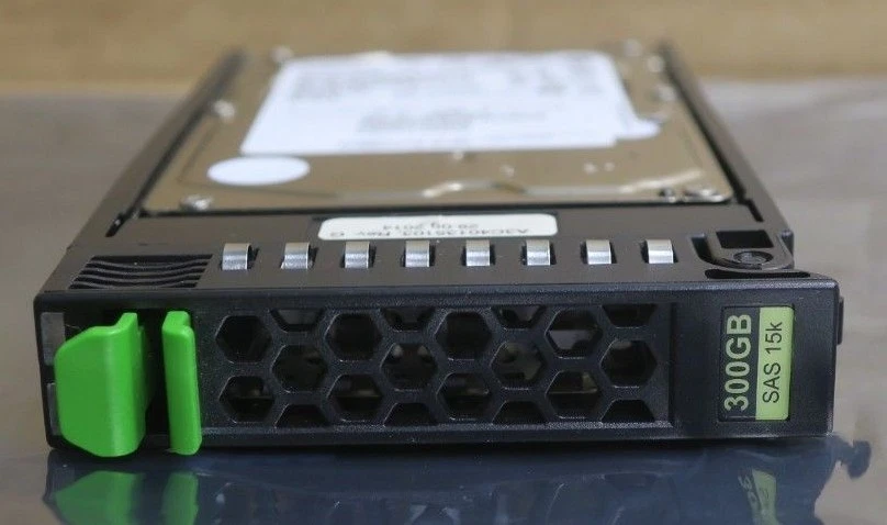 Fujitsu 300GB 15K 2.5" 6Gb/s SAS Hard Drive HDD S26361-F4482-L530 for Primergy - Image 1 of 1