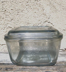 5" VINTAGE FIRE KING ICE BOX TEMPERED GLASS LIGHT BLUE CLEAR OVEN BOX w/ LID - Picture 1 of 13
