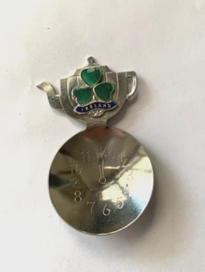 IRELAND - enamelled shamrock - metal Tea Caddy spoon with 4 O'clock bowl - Picture 1 of 6