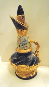 JIM BEAM DECANTER COLLECTABLE PIECE VINTAGE WITH CORK TOP  BOTTLE NUMBERED 153 - Picture 1 of 7